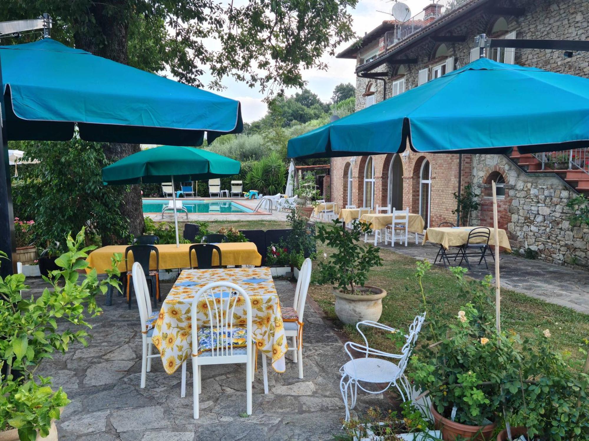 Maison Brinati Bed And Breakfast Monsummano Terme Экстерьер фото